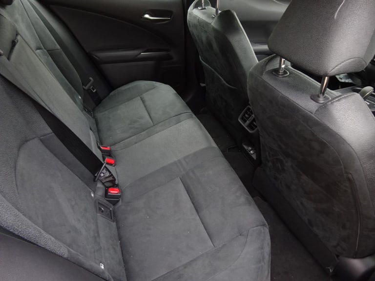 2025 25 REG LEXUS UX 300E URBAN ELECTRIC AUTO DAMAGED REPAIRABLE SALVAGE