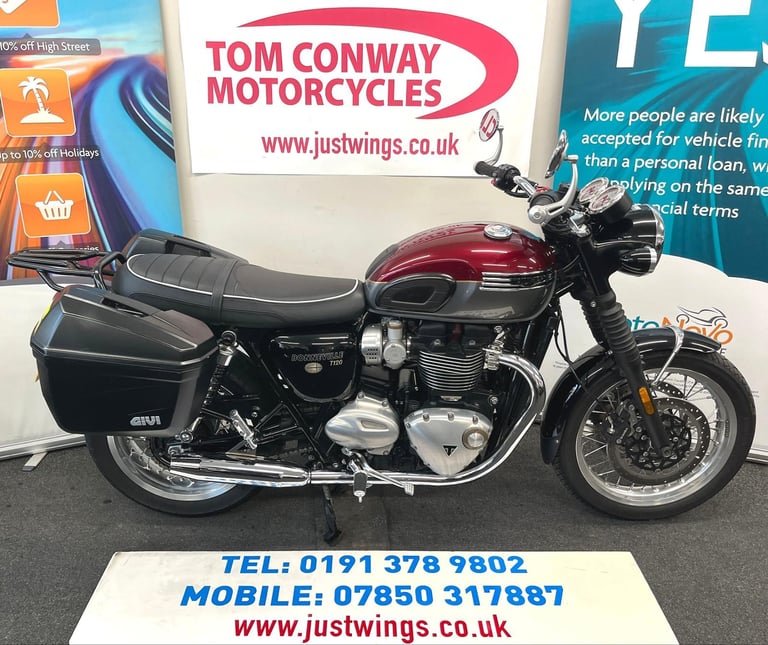 image for TRIUMPH BONNEVILLE T120, 2021(21), 2 OWNERS, 12,460 MILES, FSH,  STUNNING, £7695