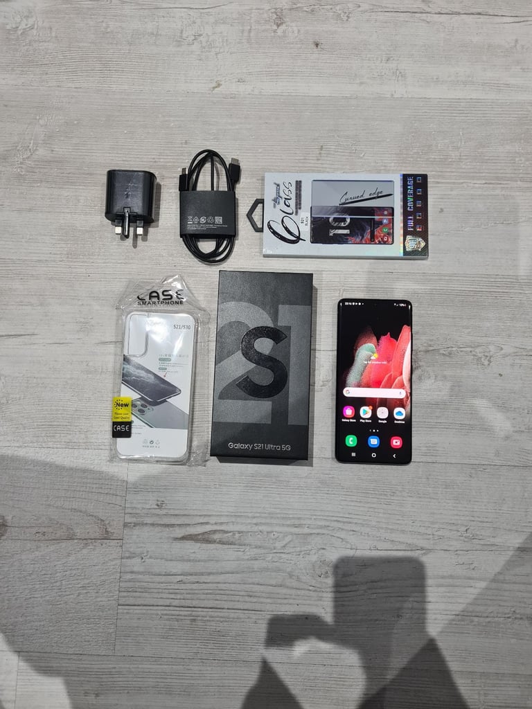 image for Samsung S21 Ultra 5G Bundle 128GB Unlocked Black Dual Sim Warranty