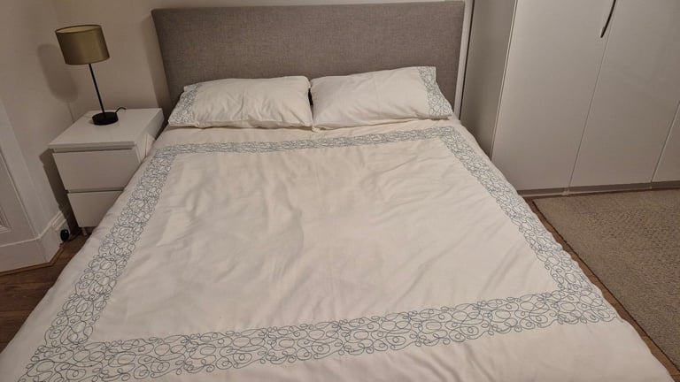 King bed with mattress 
