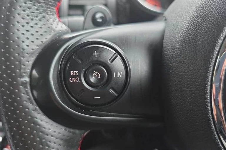 2016 MINI Hatch 2.0 Cooper S D 5dr Auto HATCHBACK DIESEL Automatic