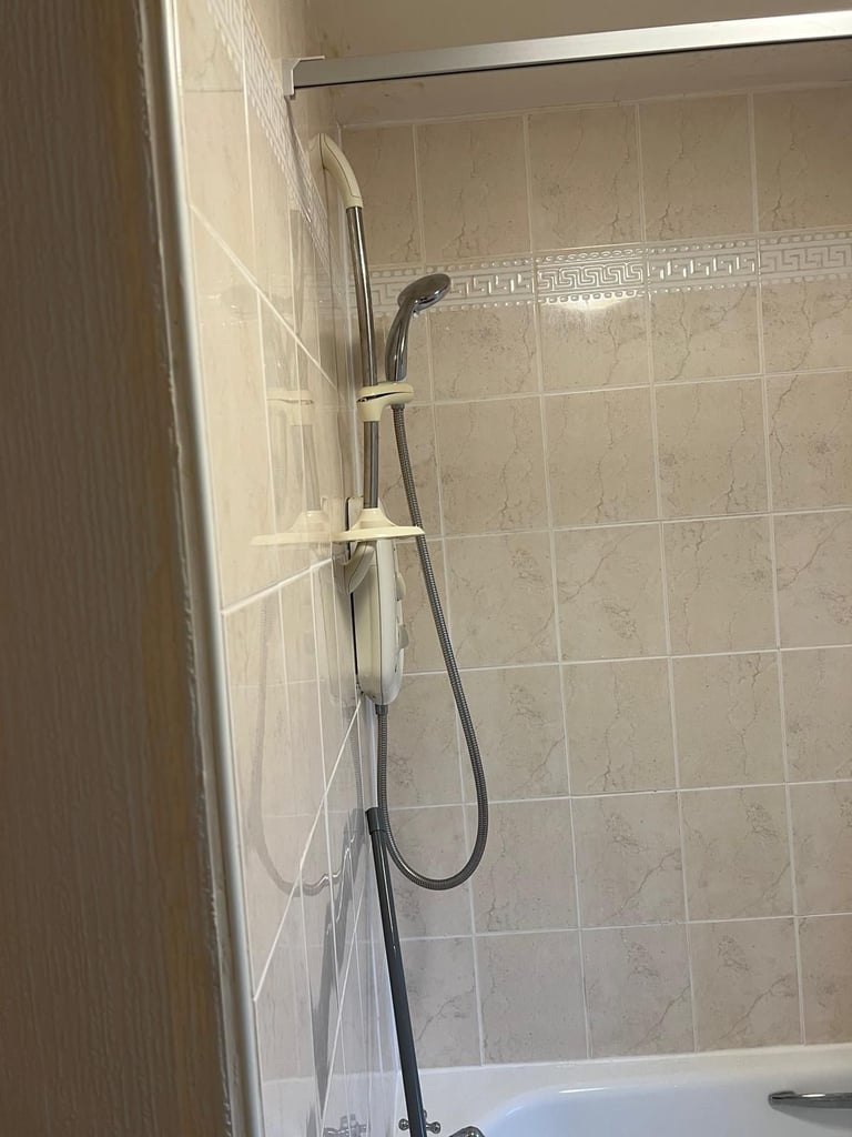 Double Bedroom available in Clermiston
