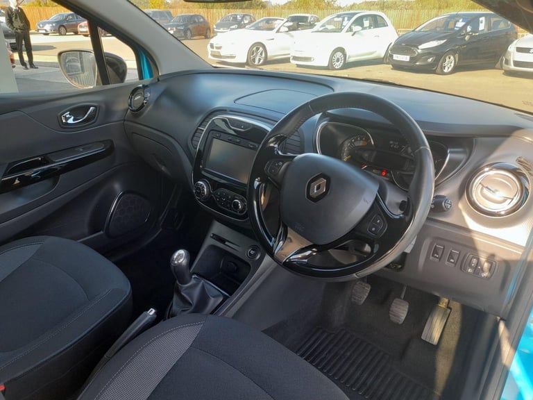 2014 Renault Captur 0.9 TCe ENERGY Dynamique S MediaNav SUV 5dr Petrol Manual Euro 5 (s/s) (90 HA...