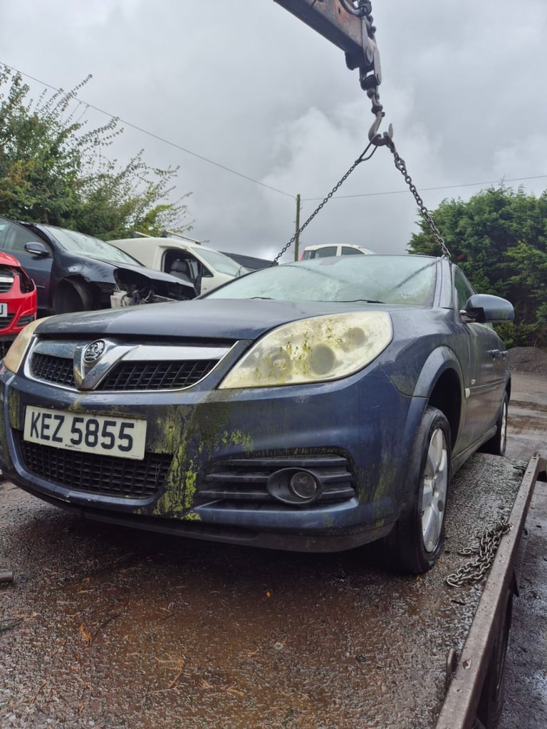 2006 VAUXHALL VECTRA 1.6 16V PETROL BREAKING FOR PARTS