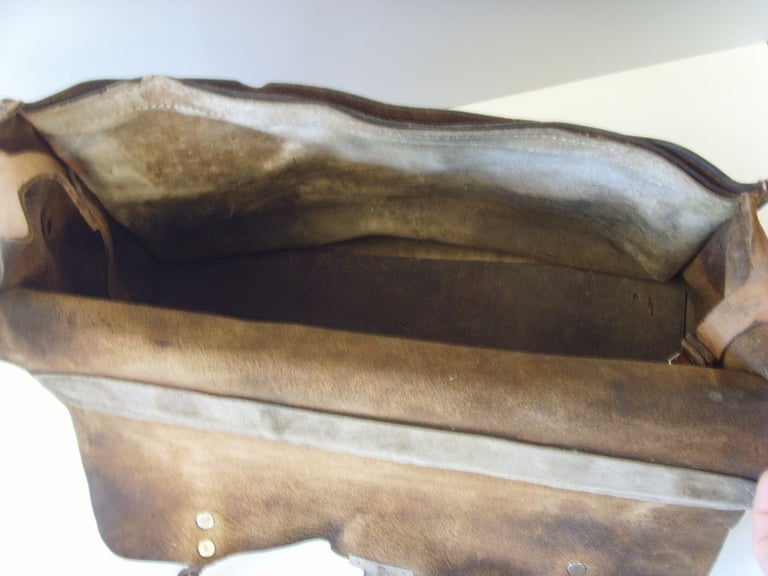 Vintage Engineers Real Leather Tool or Bike Bag