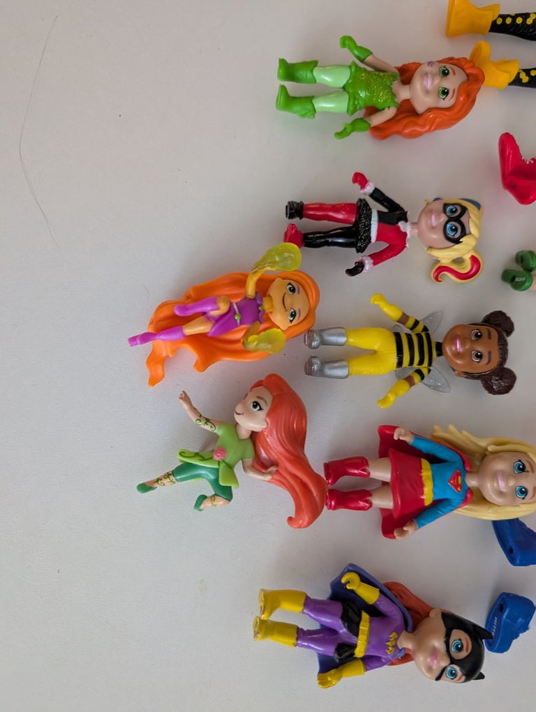 DC figures bundle £5