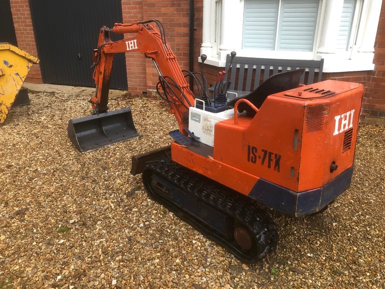 IHI 0.8ton mini digger for sale 