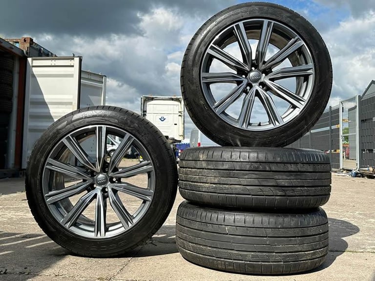 image for 21" Genuine AUDI Q8 SQ8 Alloy Wheels Tyres 4M8601025G