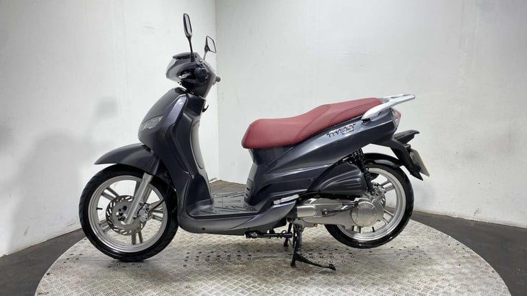 Peugeot Tweet VE 2015 LONG MOT SERVICED ONLY 1K 125CC SCOOTER
