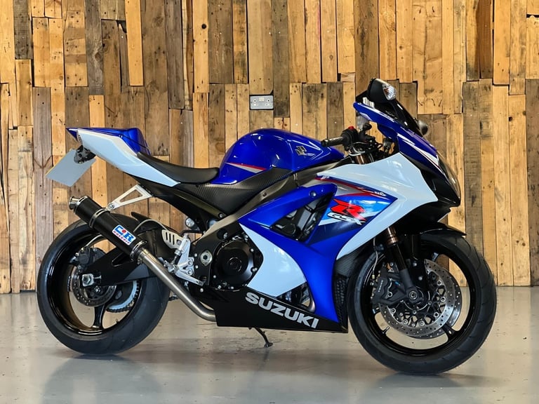 Suzuki GSXR GSX-R 1000 K7 