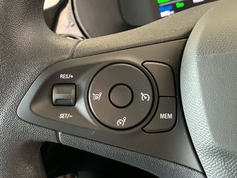 2024 Vauxhall Corsa 100kW Design 50kWh 5dr Auto Hatchback Electric Automatic