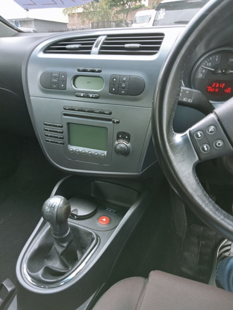 Seat Leon sport, comes with two keys and a full year MOT.