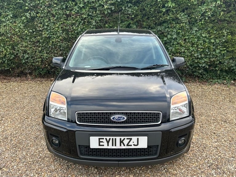 2011 Ford Fusion 1.6 Titanium Hatchback 5dr Petrol Manual (157 g/km, 99 bhp) Hatchback Petrol Manual