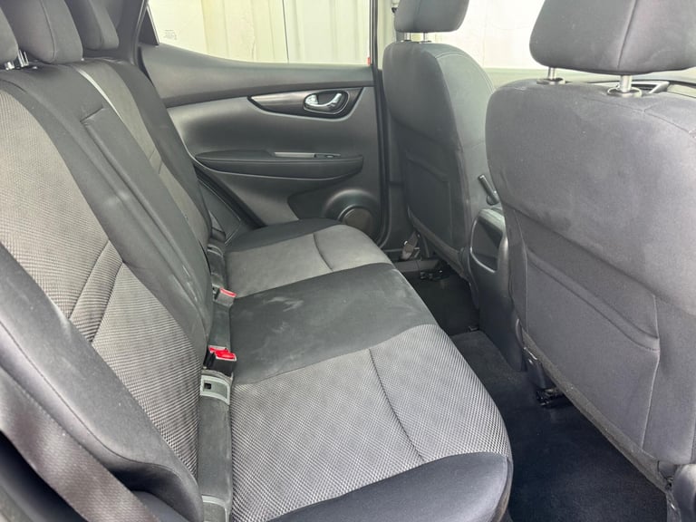 2015 Nissan Qashqai 1.5 dCi Acenta+ 2WD Euro 5 (s/s) 5dr HATCHBACK Diesel Manual