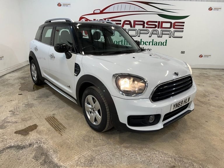 image for 2019 MINI Countryman 2.0 Cooper D Classic SUV 5dr Diesel Manual ALL4 Euro 6 (s/s) (150 ps) HATCHB...
