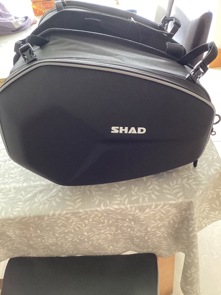Shad  E48 Semi Rigid Panniers. BRAND NEW !