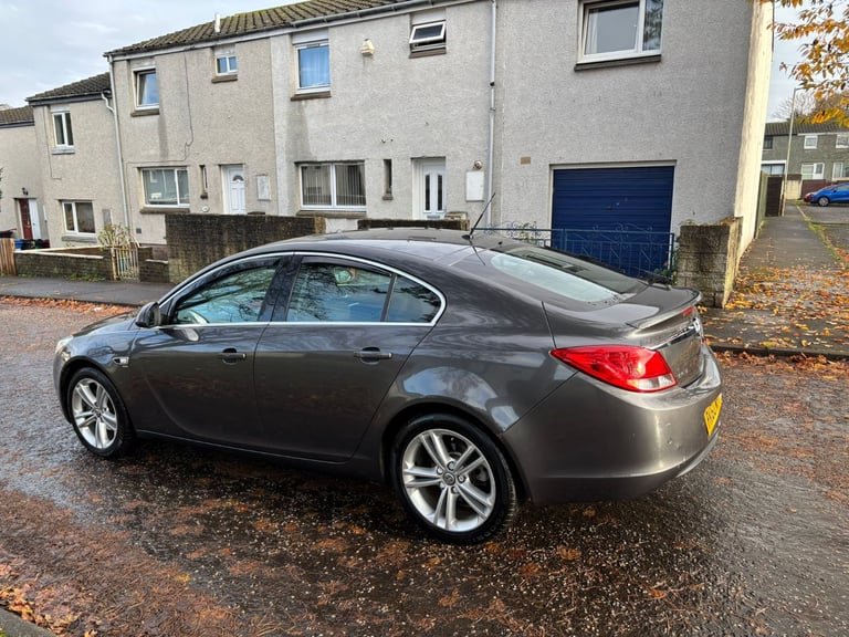 Vauxhall, INSIGNIA, Hatchback, 2010, Manual, 1956 (cc), 5 doors