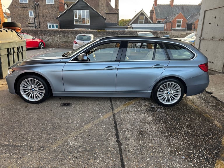 2013 BMW 3 Series 3.0 330d Luxury Touring 5dr Diesel Auto xDrive Euro 5 (s/s)