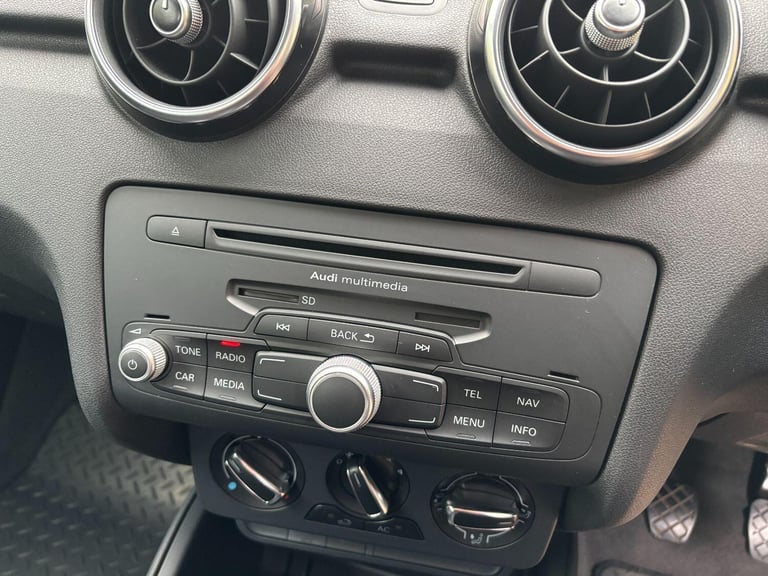 AUDI A1 1.4 TFSI S line 2011
