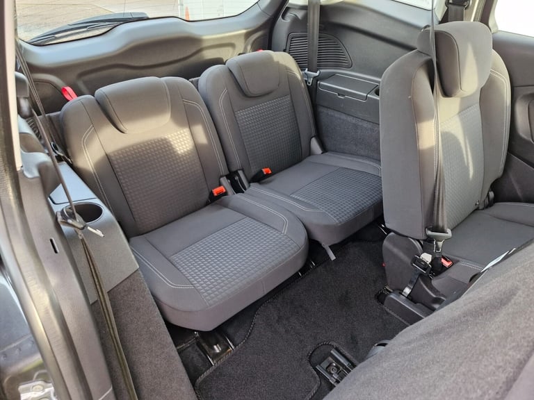 2016 Ford Grand C-MAX 1.5 TDCi Zetec MPV 5dr Diesel Manual Euro 6 (s/s) (120 ps)