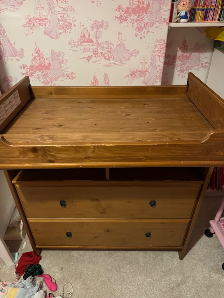 Change table with drawers gumtree hotsell