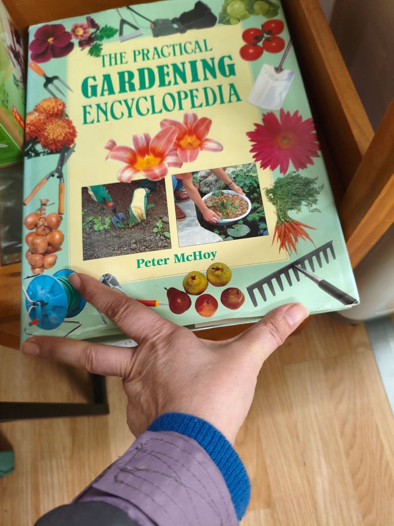 Gardening Encyclopedia book 