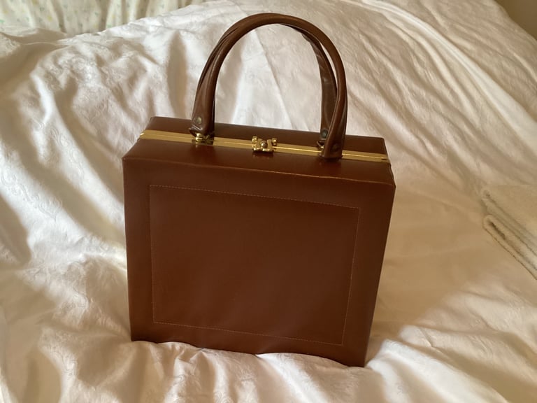Retro Vintage Faux leather square handbag