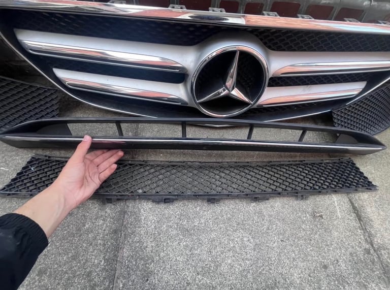 Mercedes Benz W213 E220d Bumper Parts