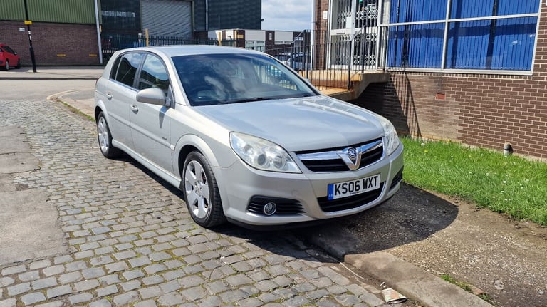 Vauxhall Signum 5door manual 1.9CDTI 150