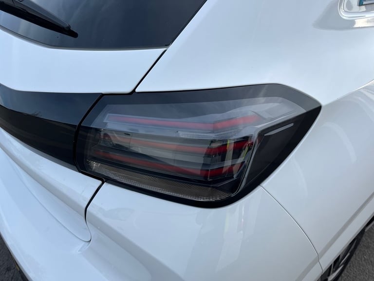  Peugeot E 208 50kwh Allure Hatchback 5dr Electric Auto 7.4kw Charger 136 Ps