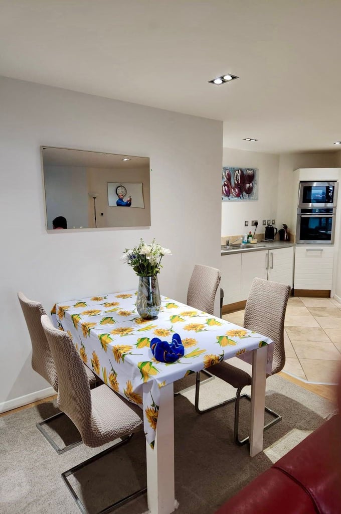 ✨2 Stunning Double Rooms in Canary Wharf | One En-suite with Private Balcony🌼