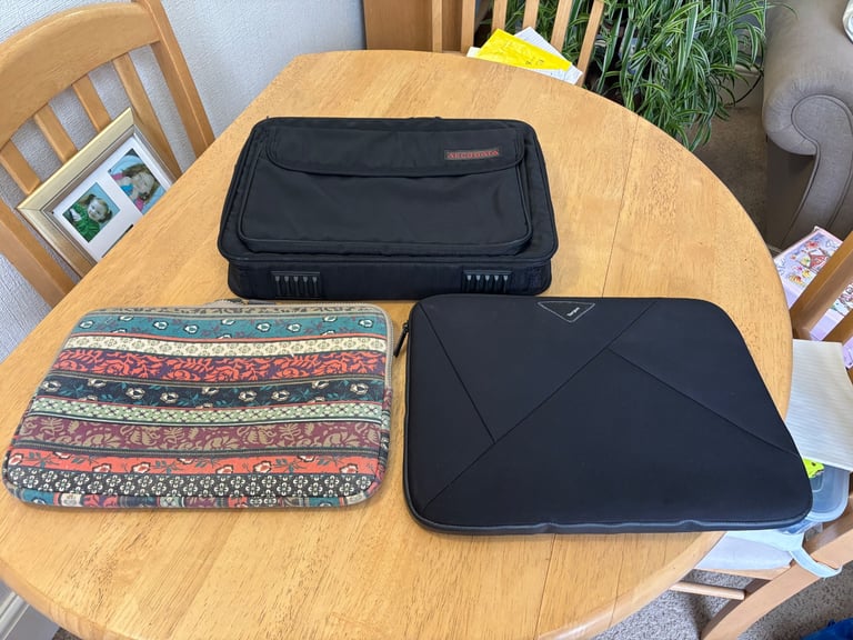 image for iPad or Tablet Bags x 3