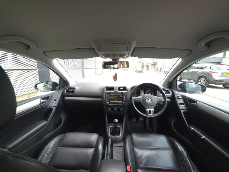 Volkswagen, GOLF, Hatchback, 2012, Manual, 1968 (cc), 5 doors