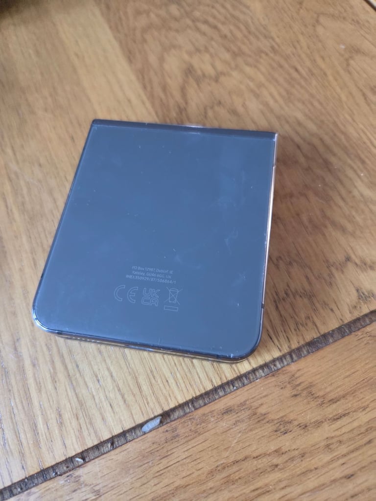 Samsung galaxy flip Z5