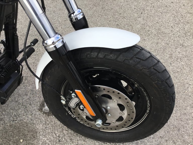 2018 Harley-Davidson DYNA FXDF FAT BOB FXDF Solid colour (17MY) Custom Cruiser PETROL Manual