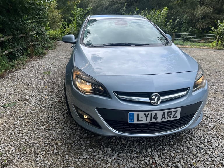 image for 2014 Vauxhall Astra ELITE CDTI S/S ESTATE 6 SPEED MANUAL. Estate Diesel Manual