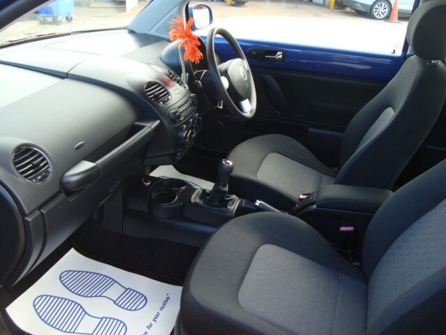 2006 Volkswagen Beetle 1.6 Luna 3dr HATCHBACK Petrol Manual