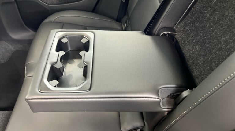 2024 Volvo XC40 Ultra, B3 Mild hybrid, Petrol, Bright (360 camera, Heated Windscreen) Estate Petr...