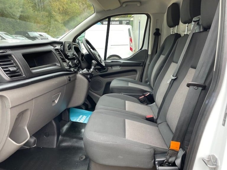 2023 Ford Transit Custom 300 EcoBlue Leader Panel Van Diesel Manual