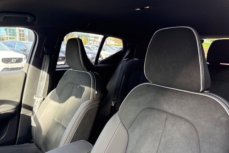 2025 Volvo EX40 185kW Extended Range Plus 78kWh 5dr Auto ESTATE ELECTRIC Automatic
