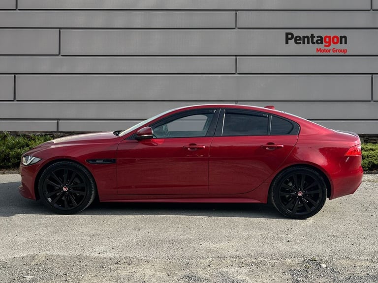  Jaguar Xe 2.0i Gpf R Sport Saloon 4dr Petrol Auto Euro 6 s/s 250 Ps Petrol