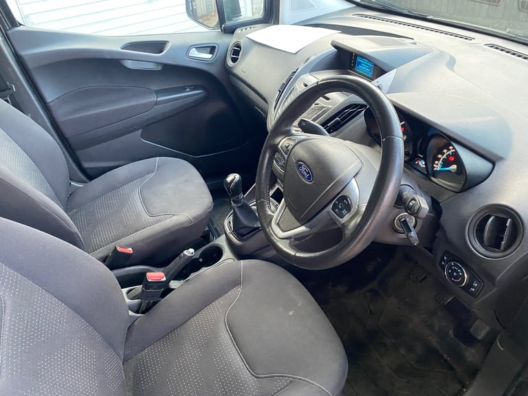 Ford, TRANSIT COURIER, Panel Van, 2016, Manual, 1562 (cc)