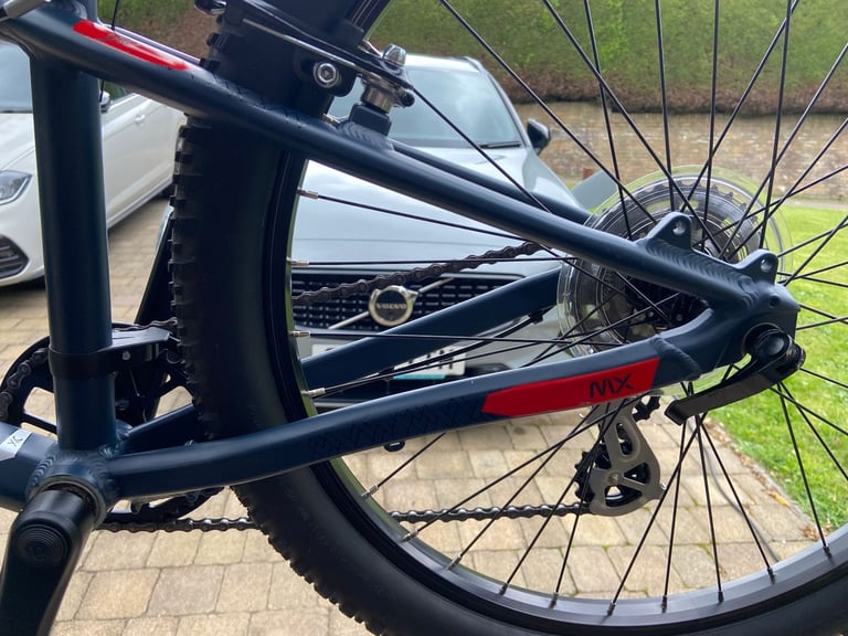 Share Orbea MX 24 XC Kids Mountain Bike – 24” Wheels, Shimano Altus 7-Speed.