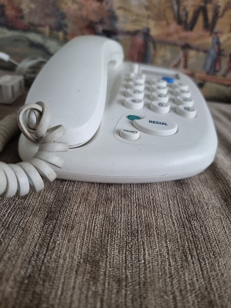 1980s CWP200 Push Button Corded White Telephone Vintage Retro