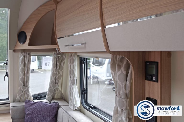 Bailey Phoenix Plus 640, 2021 Used Touring Caravan