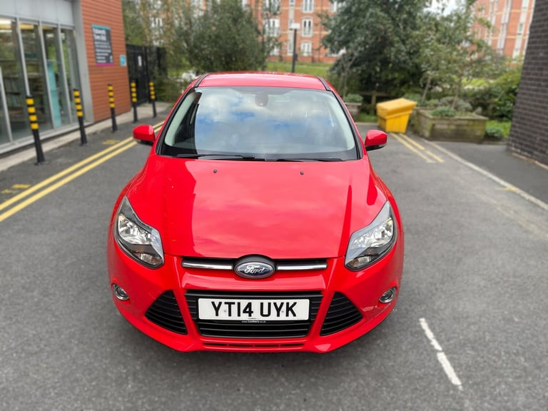 2014 Ford Focus 1.0 125 EcoBoost Zetec 5dr HATCHBACK Petrol Manual
