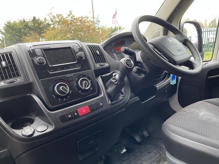 2020 Peugeot Boxer 2.2 BlueHDi 435 Professional L4 H2 Euro 6 (s/s) 5dr PANEL VAN Diesel Manual