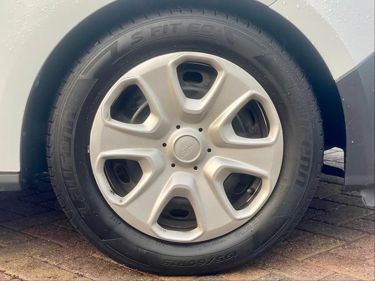 Ford Transit Courier 1.6 TDCI 95 TREND