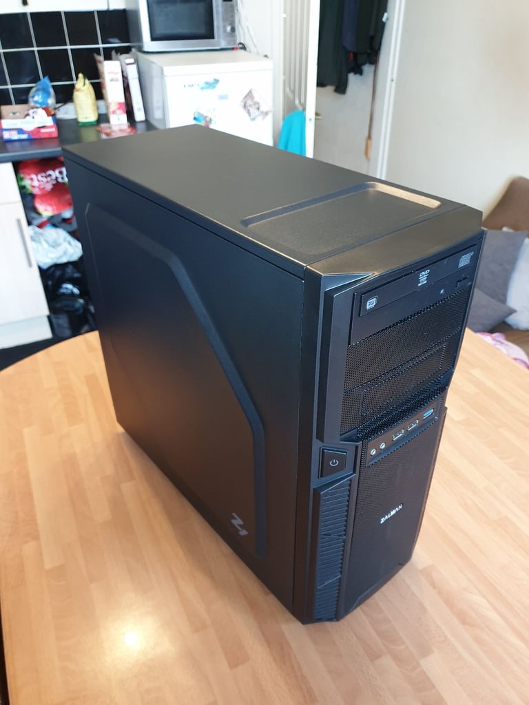 Black ATX PC Case Zalman Z1