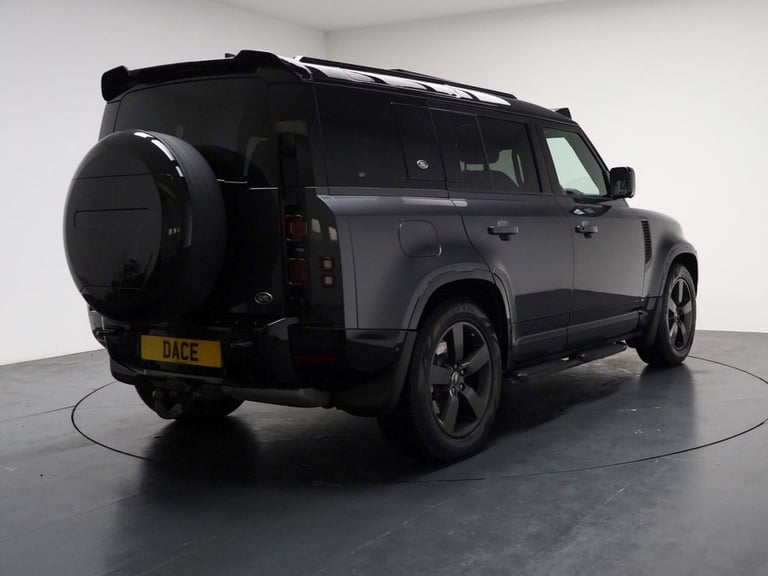 2022 Land Rover Defender 110 3.0 D300 MHEV X-Dynamic HSE SUV 5dr Diesel Auto 4WD Euro 6 (s/s) (30...